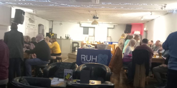 Quiz night raises funds for cancer services