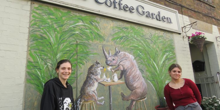 Warminster initiative aims to cut single-use cup waste