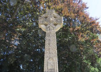 Concerns about  anti-social behaviour at war memorial