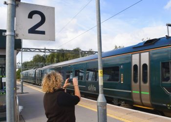 Amateur photographers urged to get onboard with railway competition