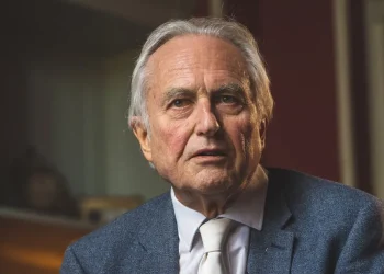 Prize-winning novelist and leading scientist to headline this month’s Heywood Literary Festival