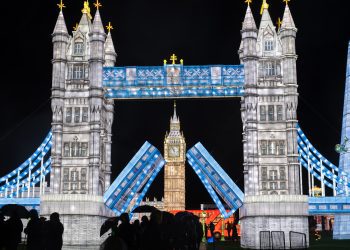 Much-loved characters light up Longleat’s Festival of Light