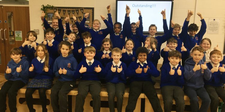 Warminster Lions raise £1,500 for local charities