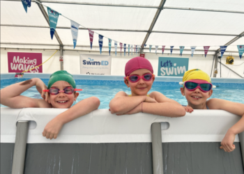 Pop-up pool improves swimming skills at local school
