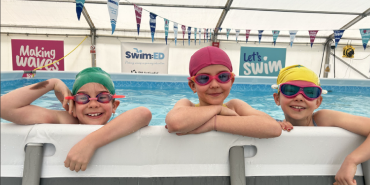 Pop-up pool improves swimming skills at local school