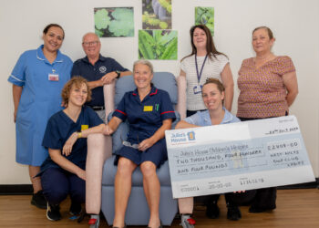 Golf club gives back to hospital after captain’s recovery