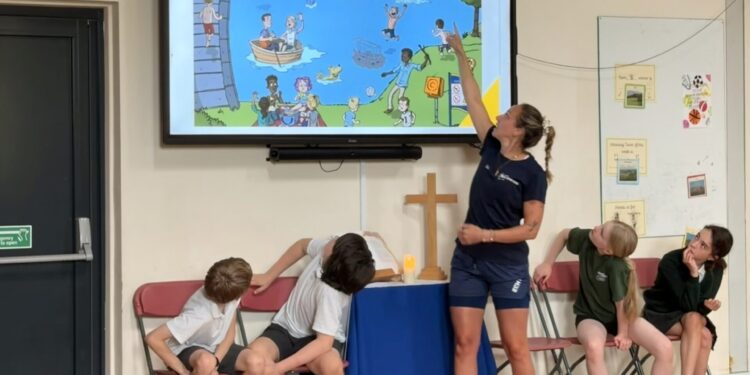 Warminster woman runs free water safety sessions in local schools