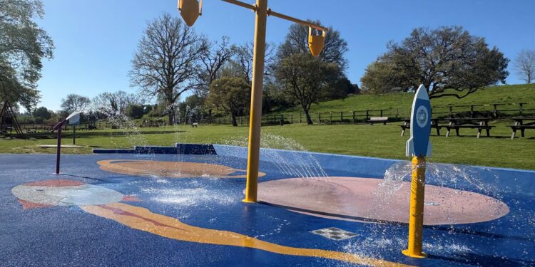 Thousands enjoy splash pad during summer season