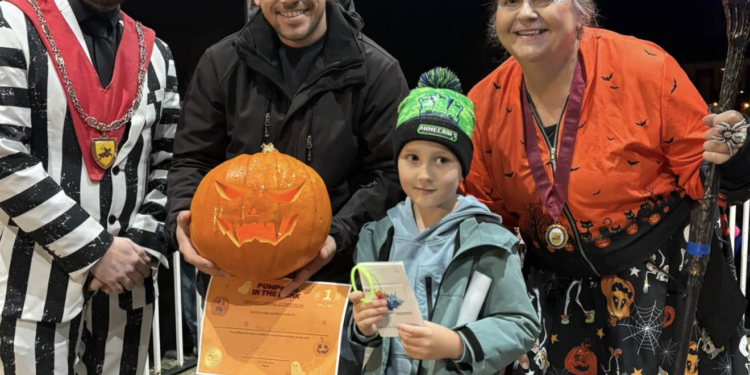 Pumpkins bring spooky fun to Warminster park